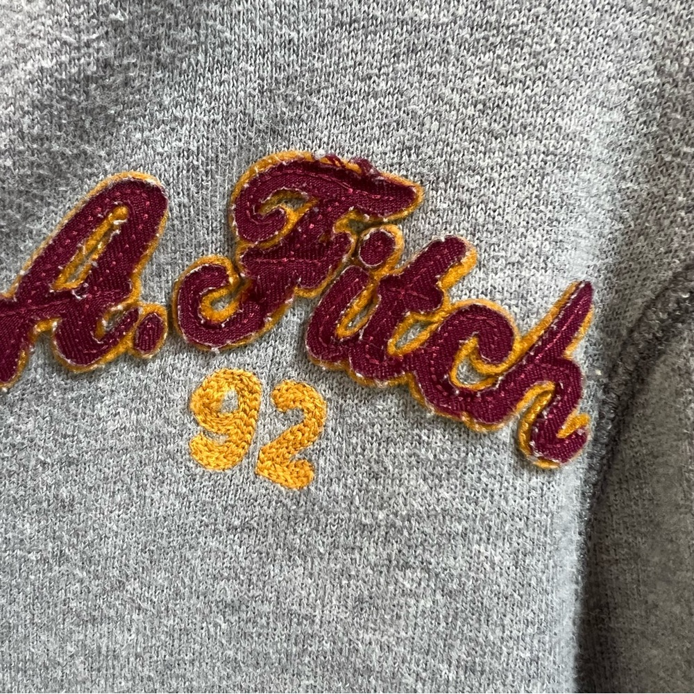 Abercrombie & Fitch Vintage 90’s Gray Henley Shirt - Picture 3 of 6